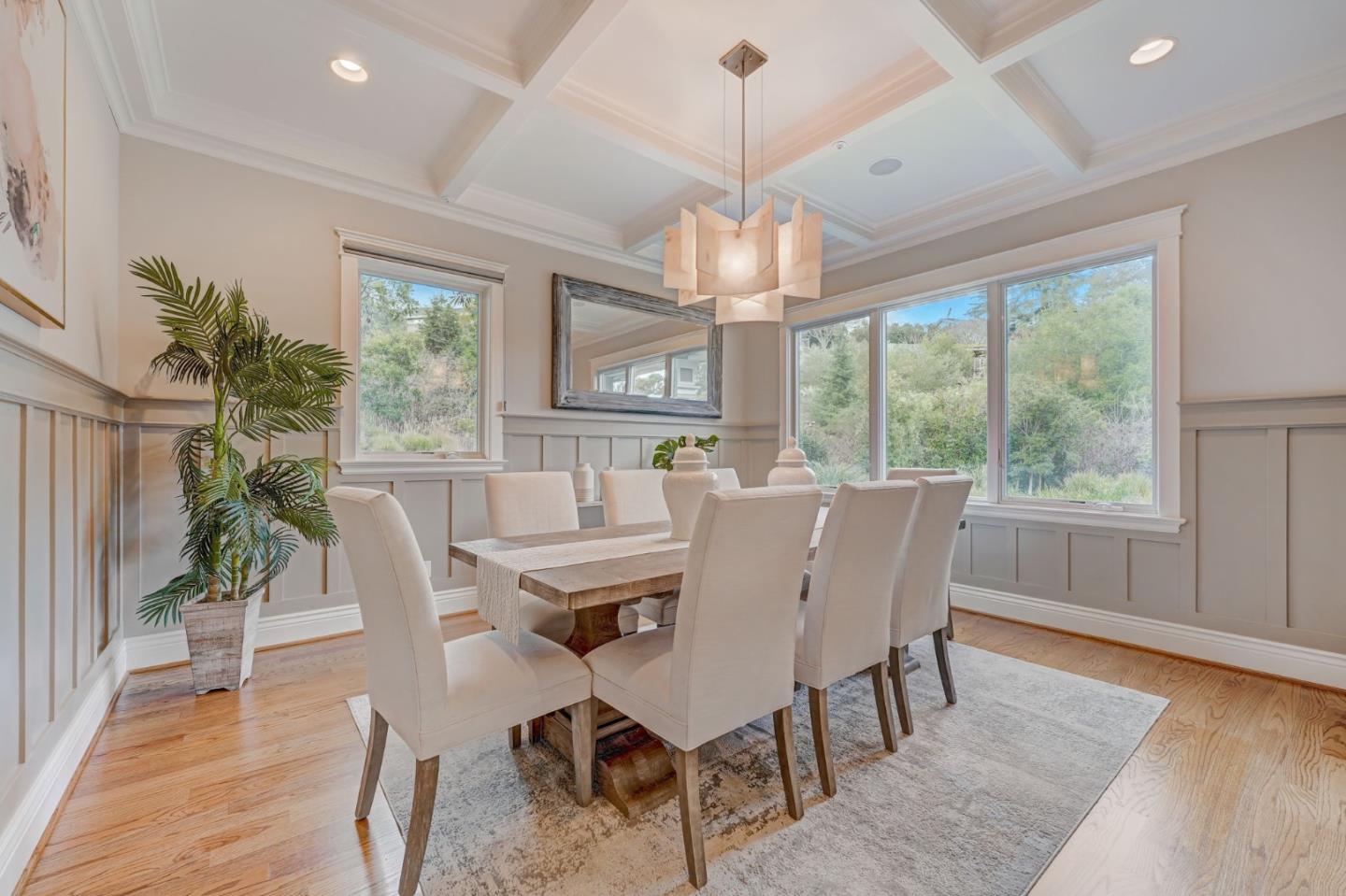 140 Emerald Estates CT