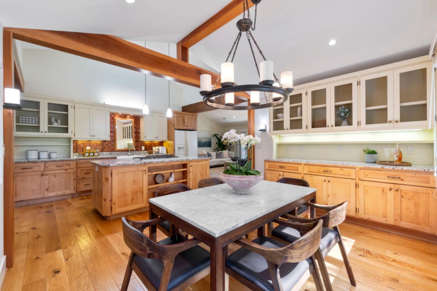 8 Blakewood WAY