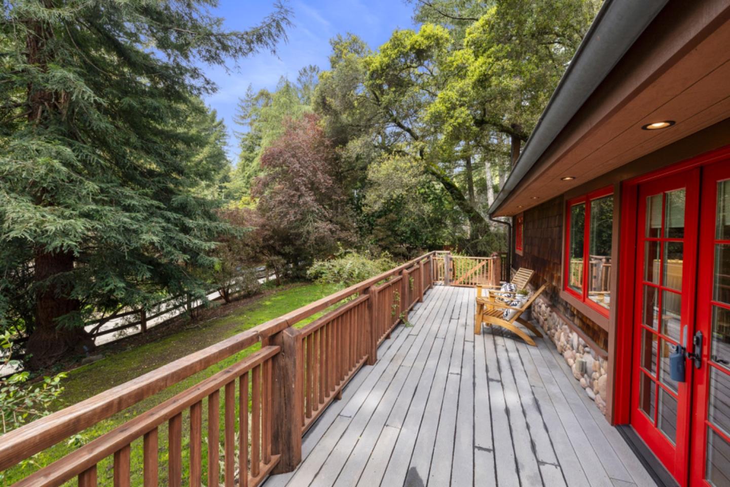 8 Blakewood WAY