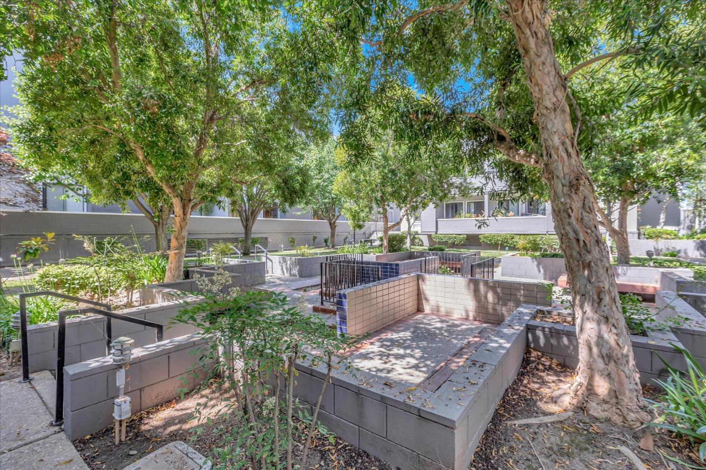 22330 Homestead RD 106