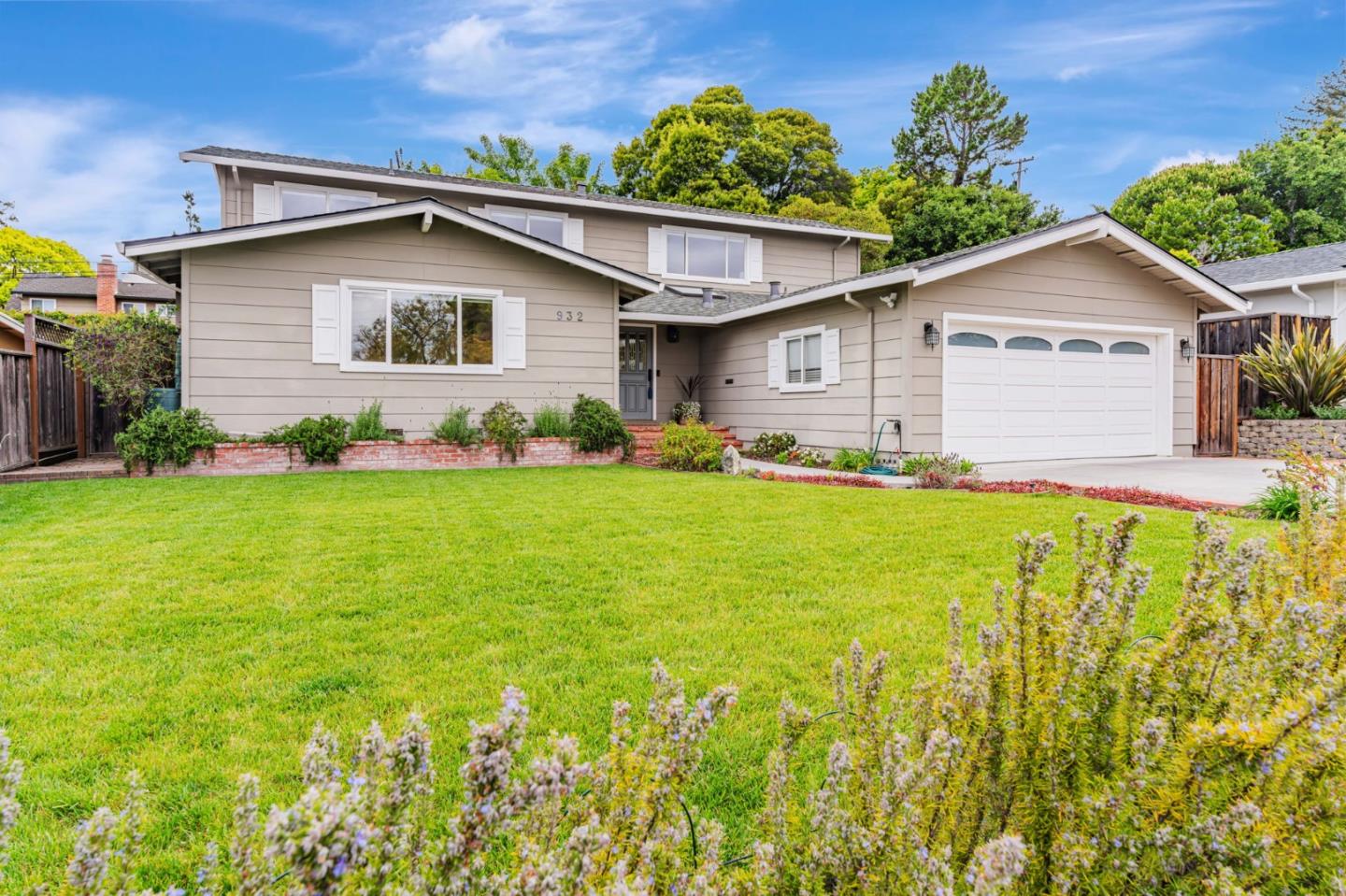 932 Pleasant Hill RD