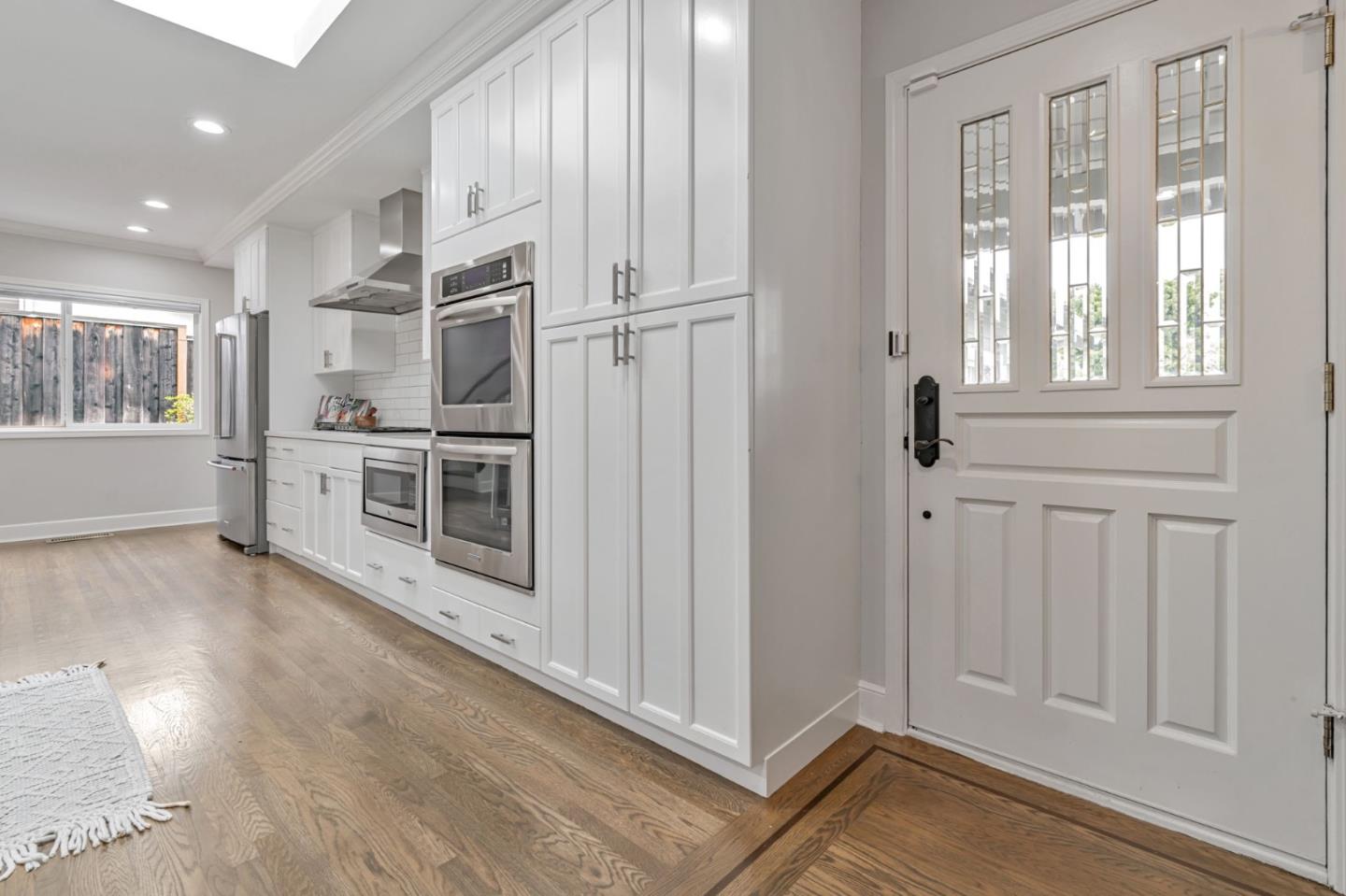 932 Pleasant Hill RD