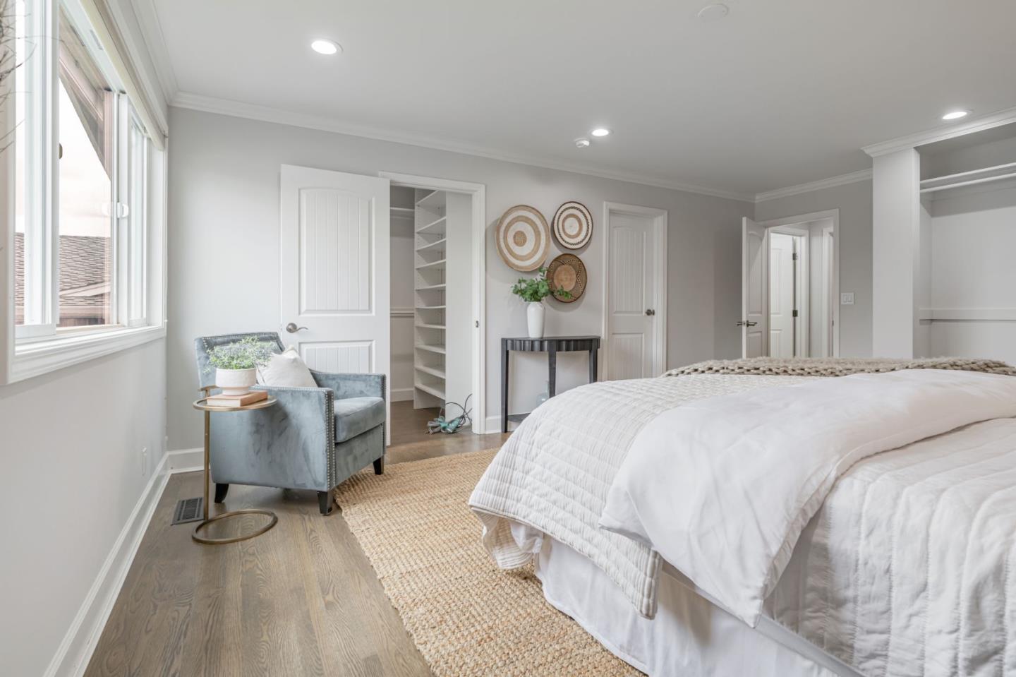 932 Pleasant Hill RD