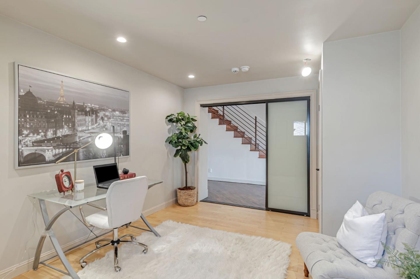 3119 Oak Knoll DR