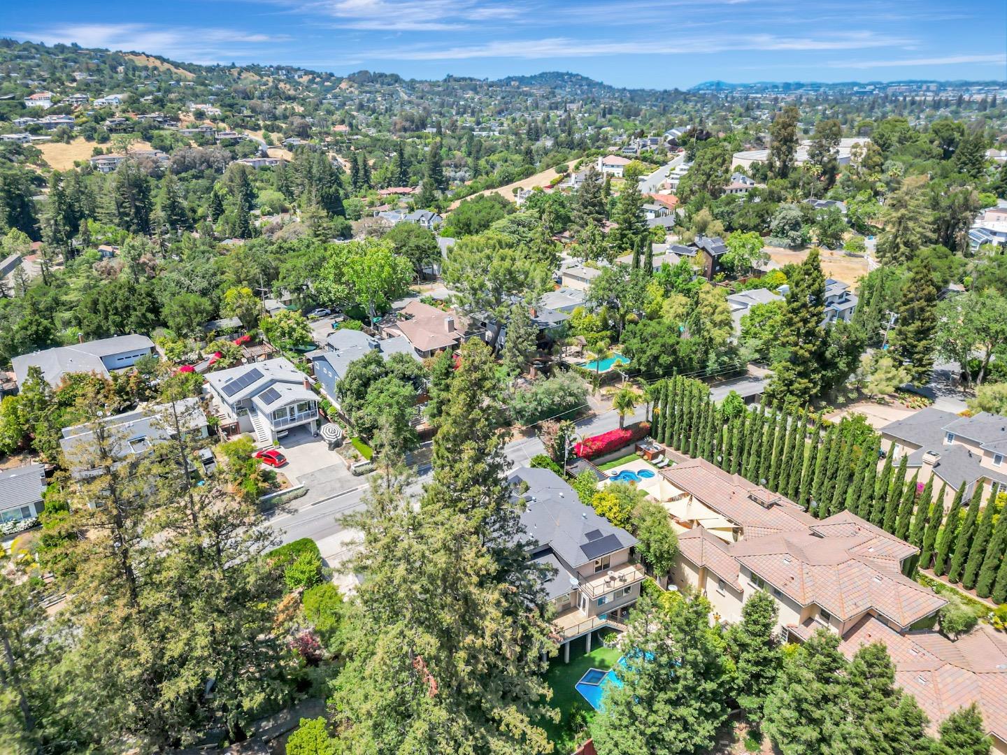 3119 Oak Knoll DR