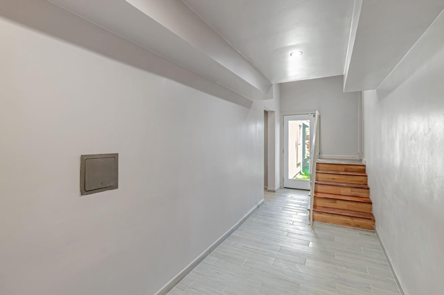 3119 Oak Knoll DR