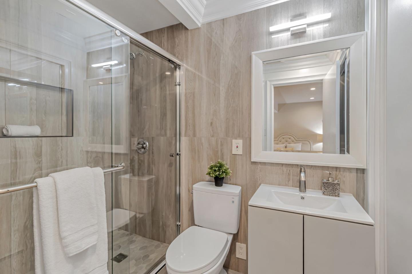 3119 Oak Knoll DR