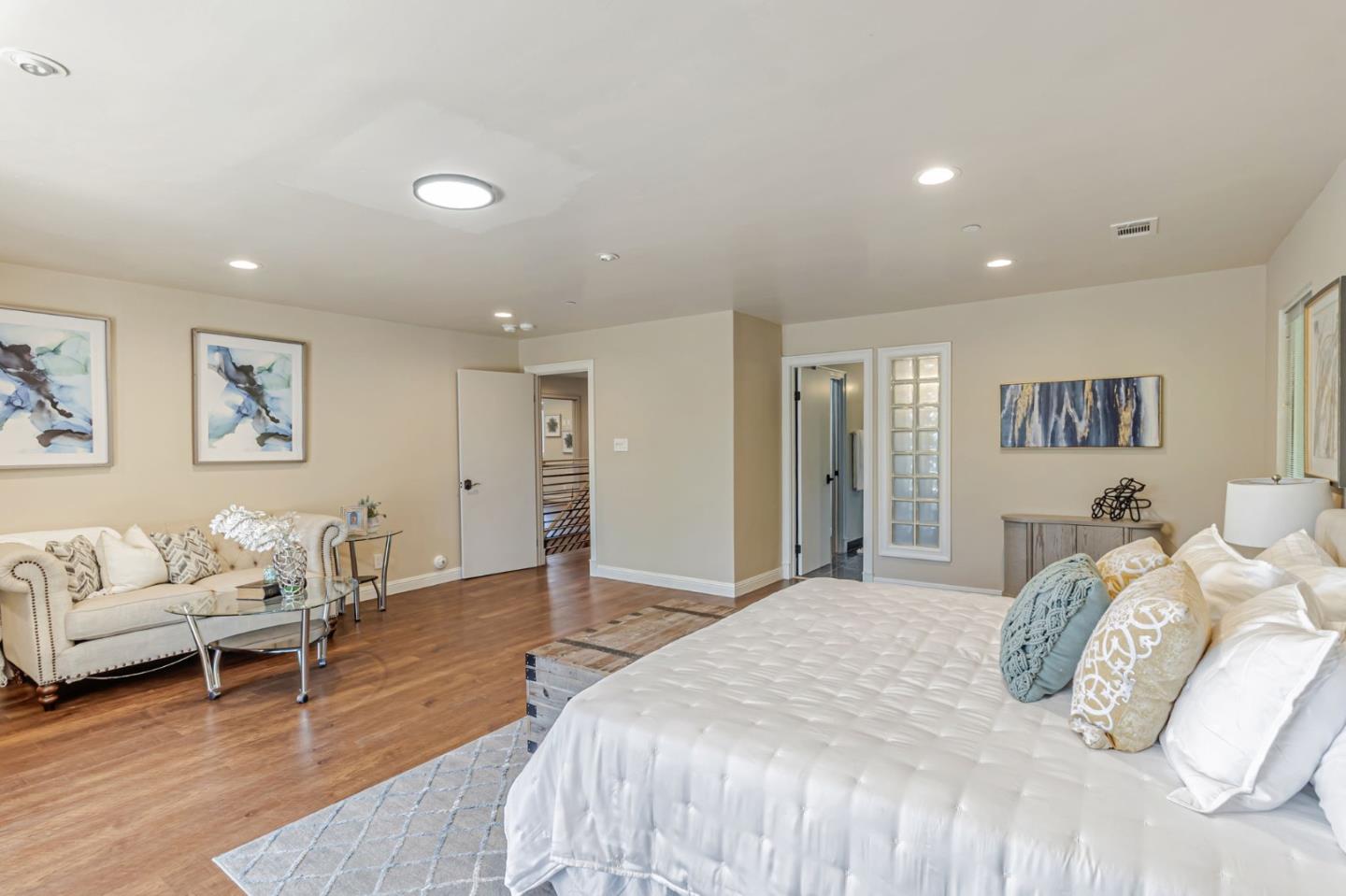3119 Oak Knoll DR