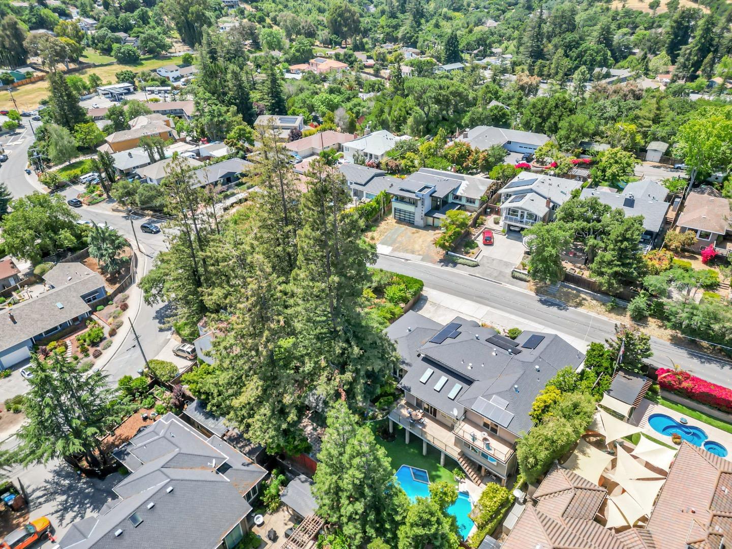3119 Oak Knoll DR