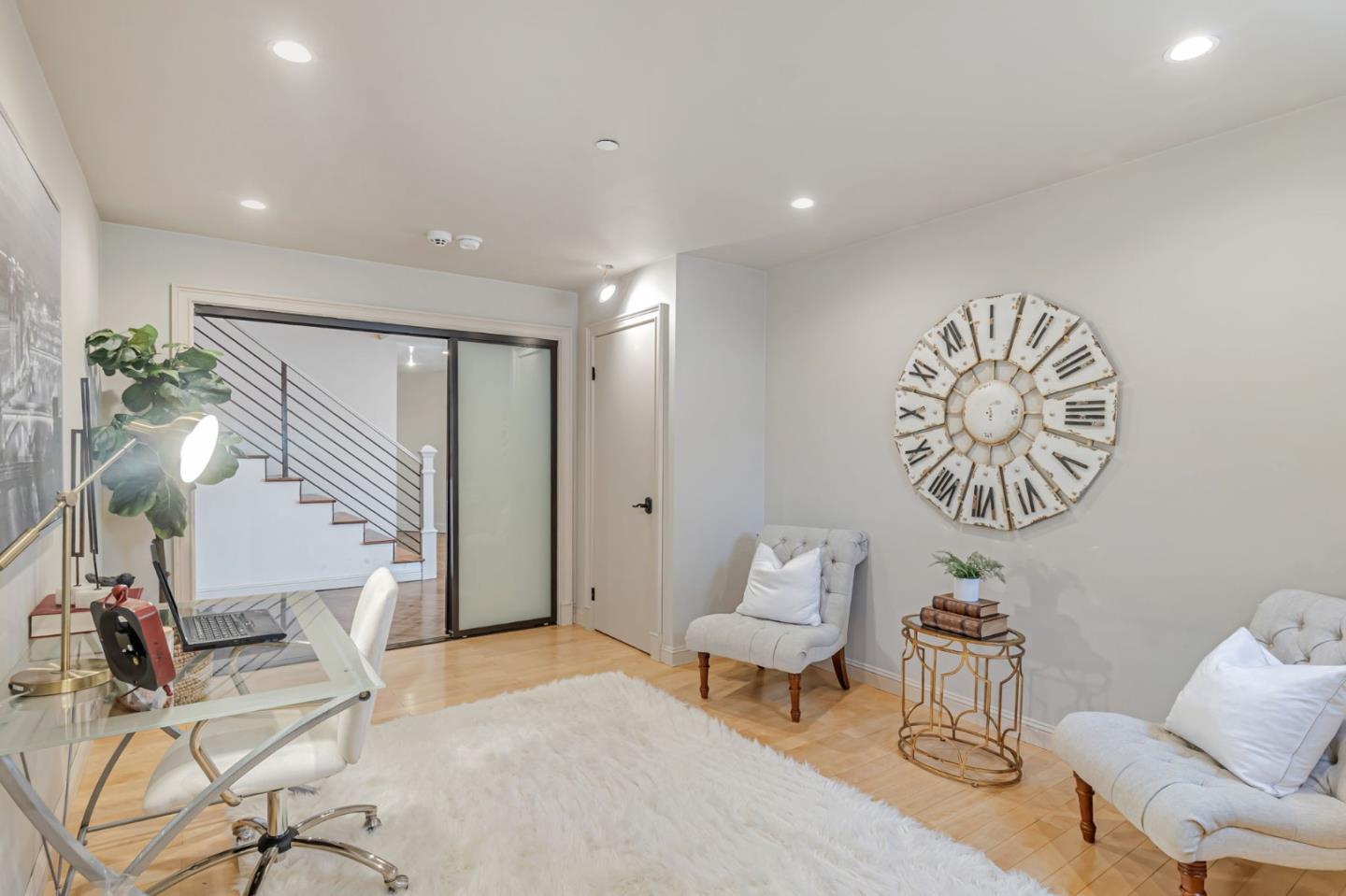 3119 Oak Knoll DR