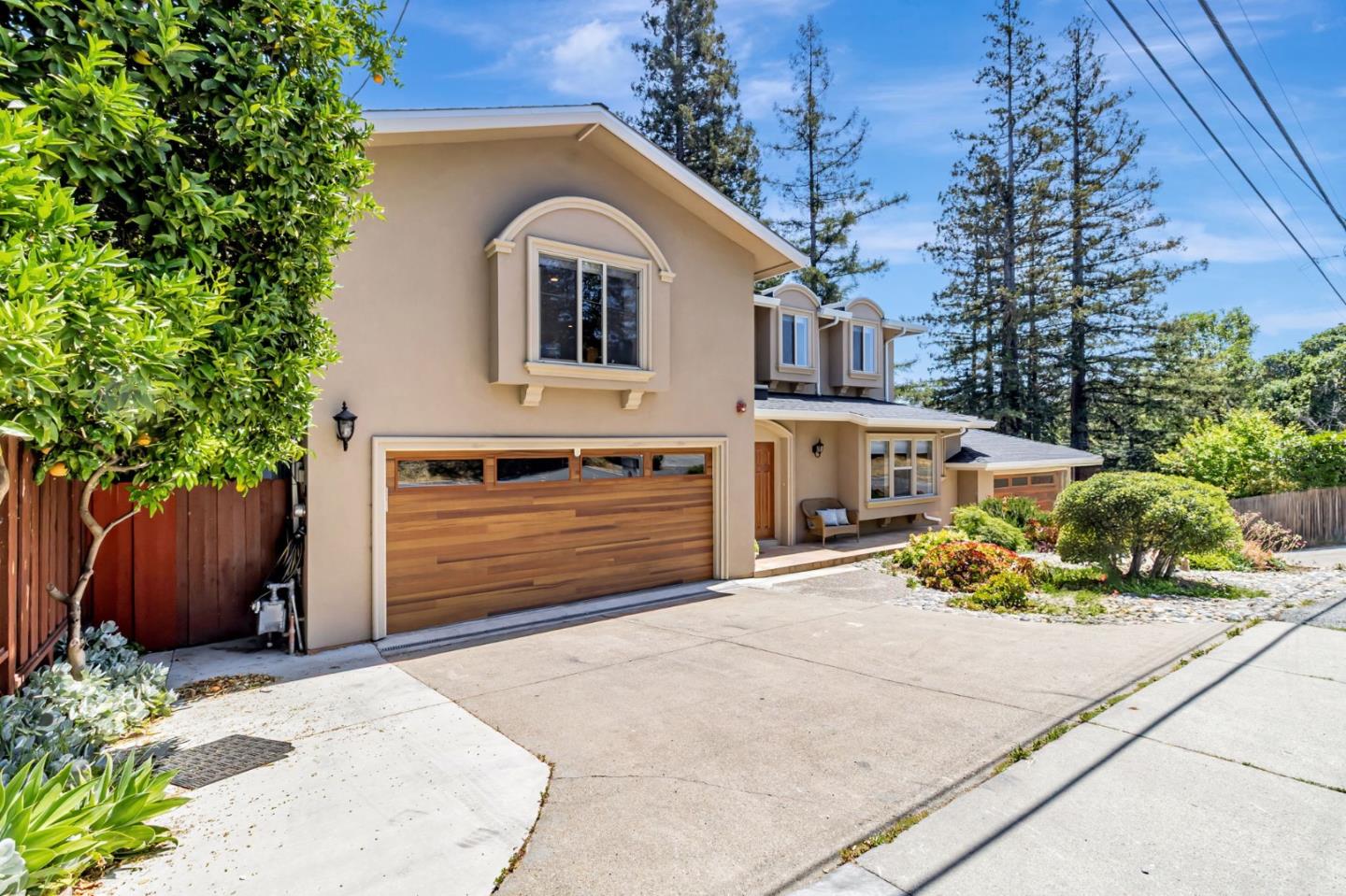3119 Oak Knoll DR