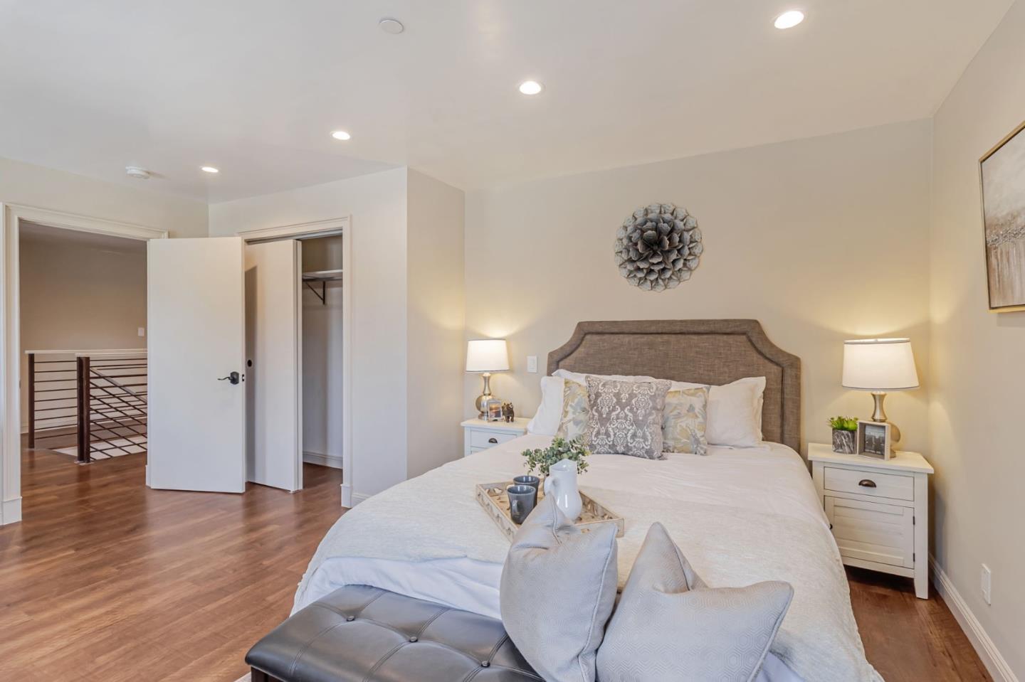 3119 Oak Knoll DR