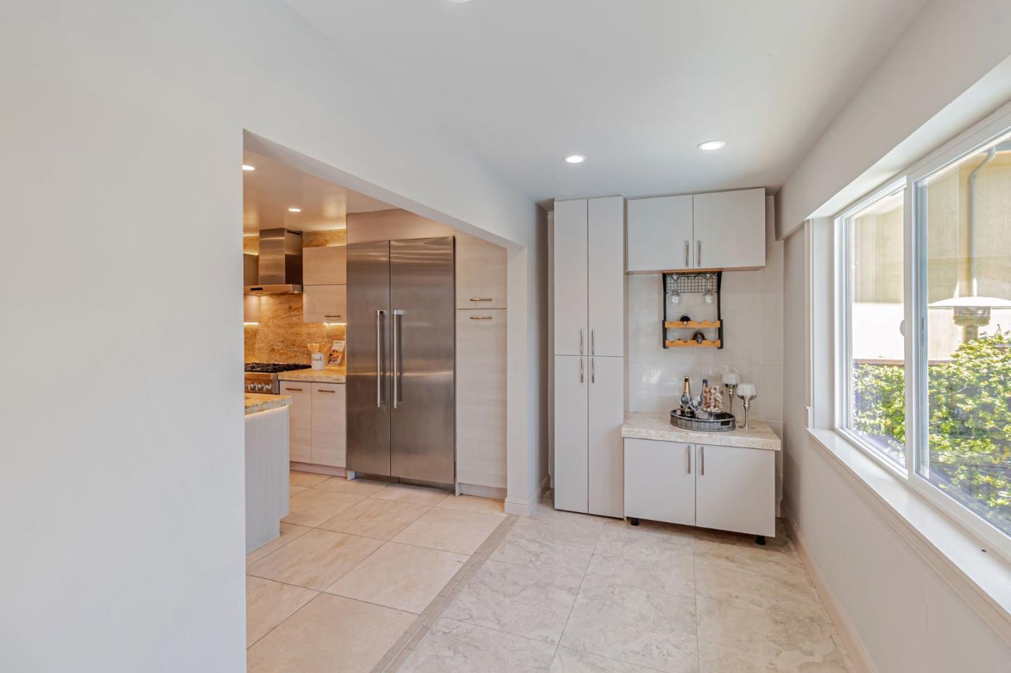 3119 Oak Knoll DR