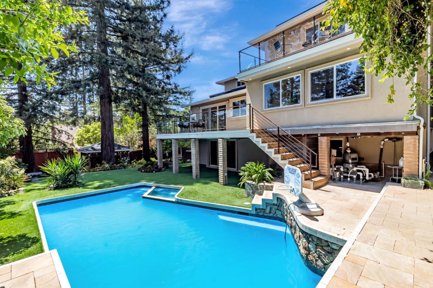 3119 Oak Knoll DR