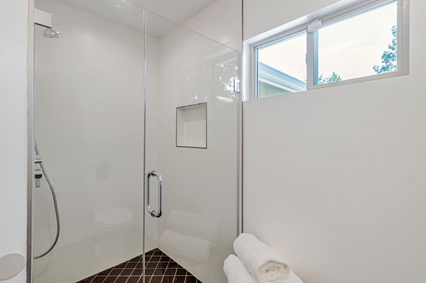3119 Oak Knoll DR
