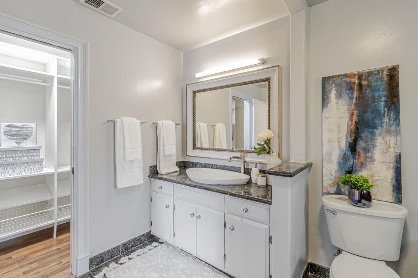 3119 Oak Knoll DR