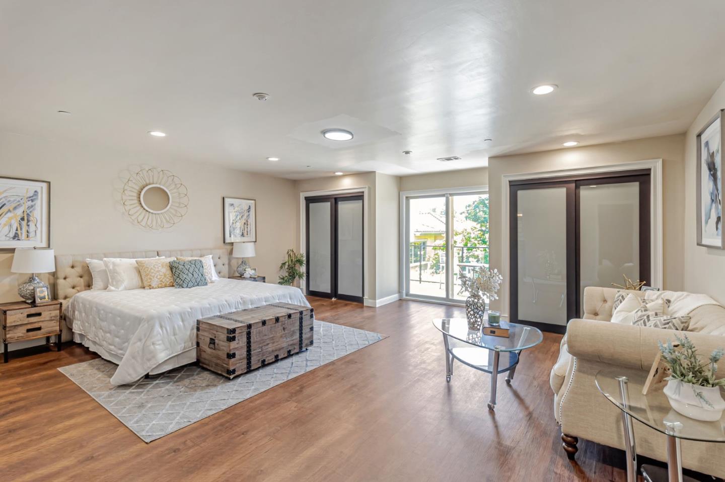 3119 Oak Knoll DR