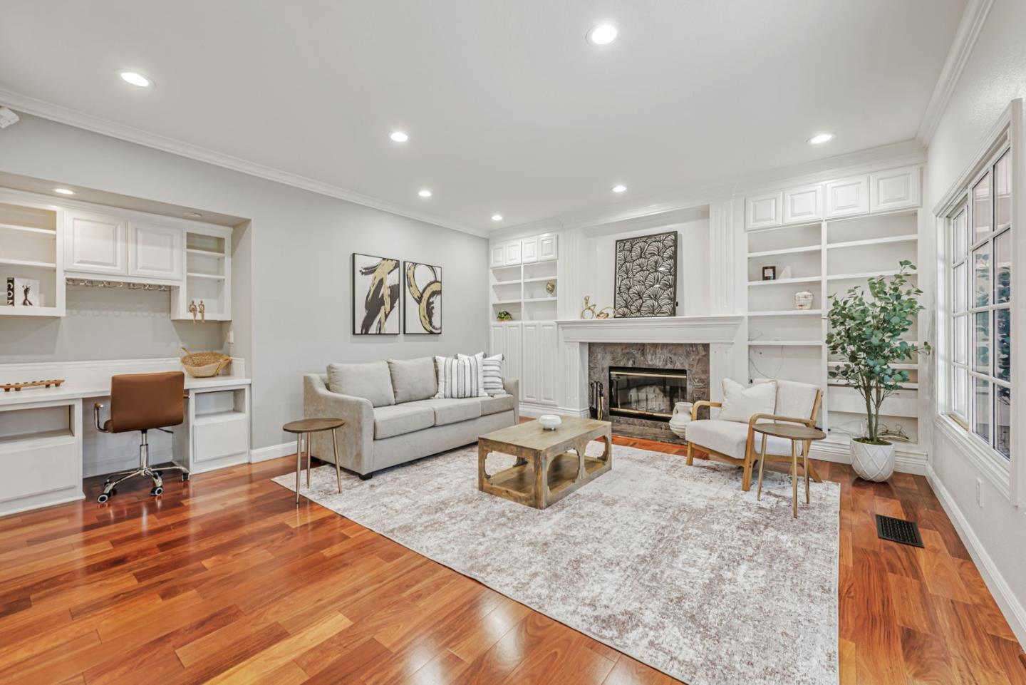 100 Danbury Lane