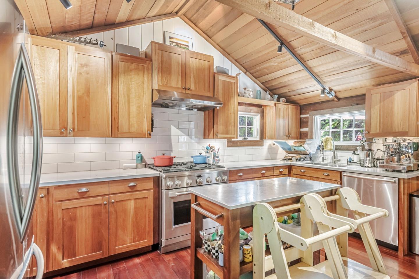 252 Blakewood Way