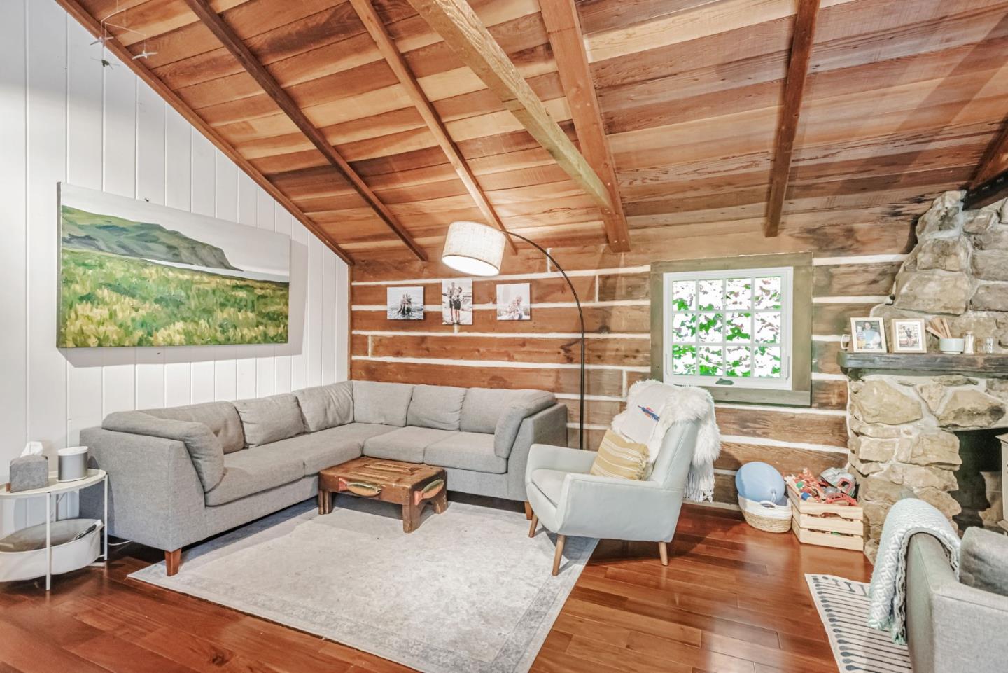 252 Blakewood Way