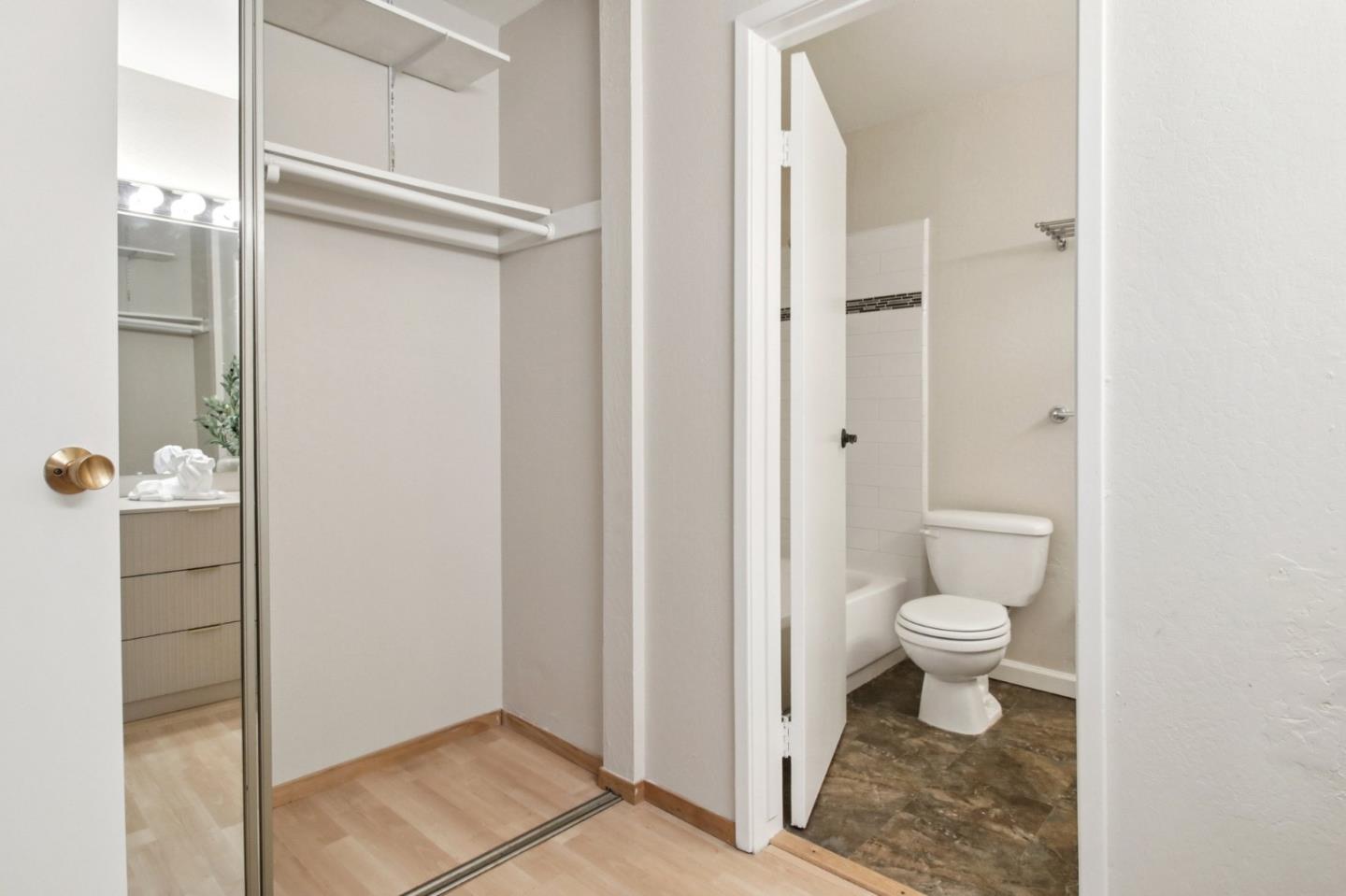 1458 Hudson Street 207