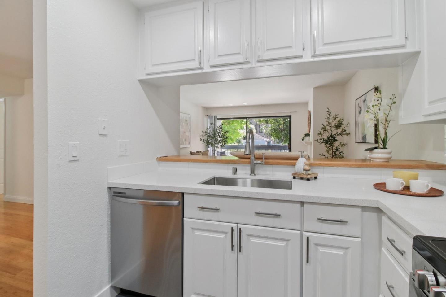 35 West 20th Avenue 105