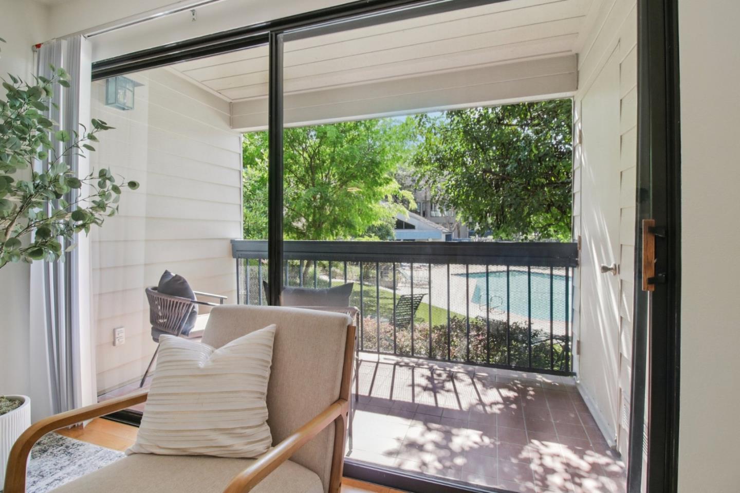 35 West 20th Avenue 105