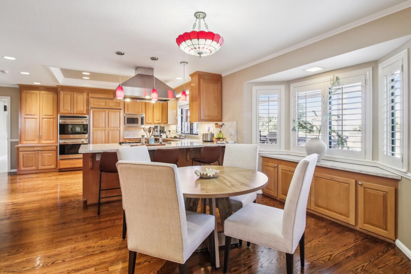 733 Temescal Way