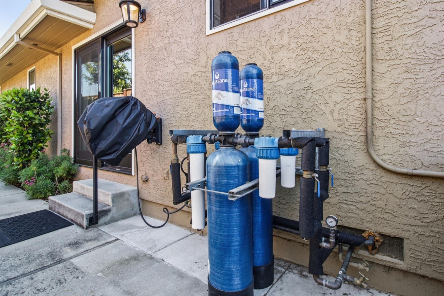 733 Temescal Way