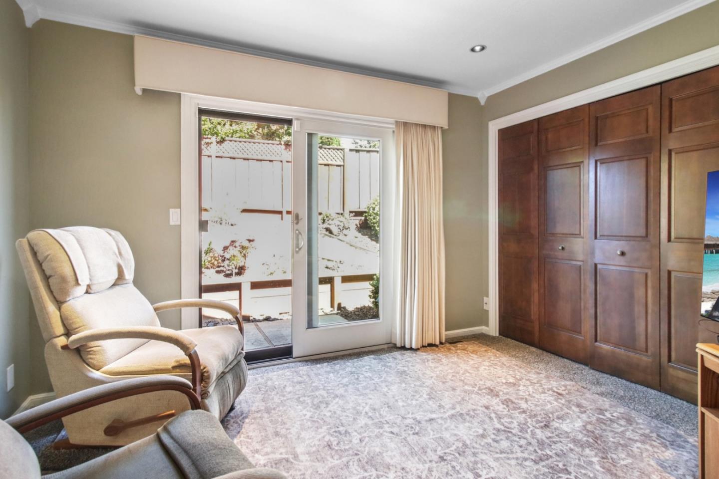733 Temescal Way