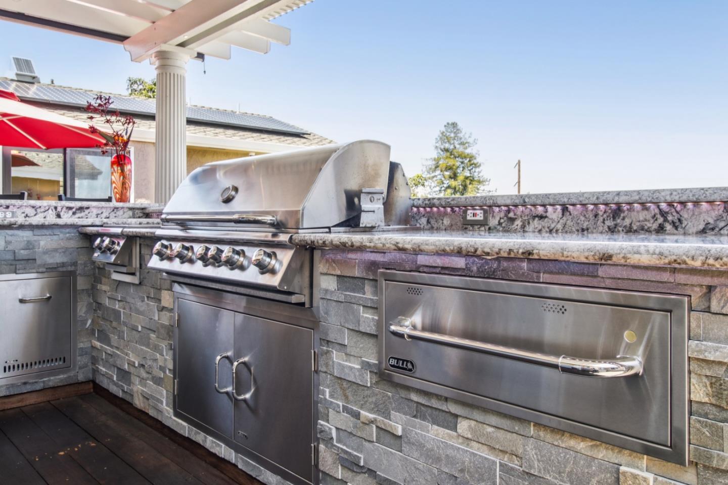 733 Temescal Way
