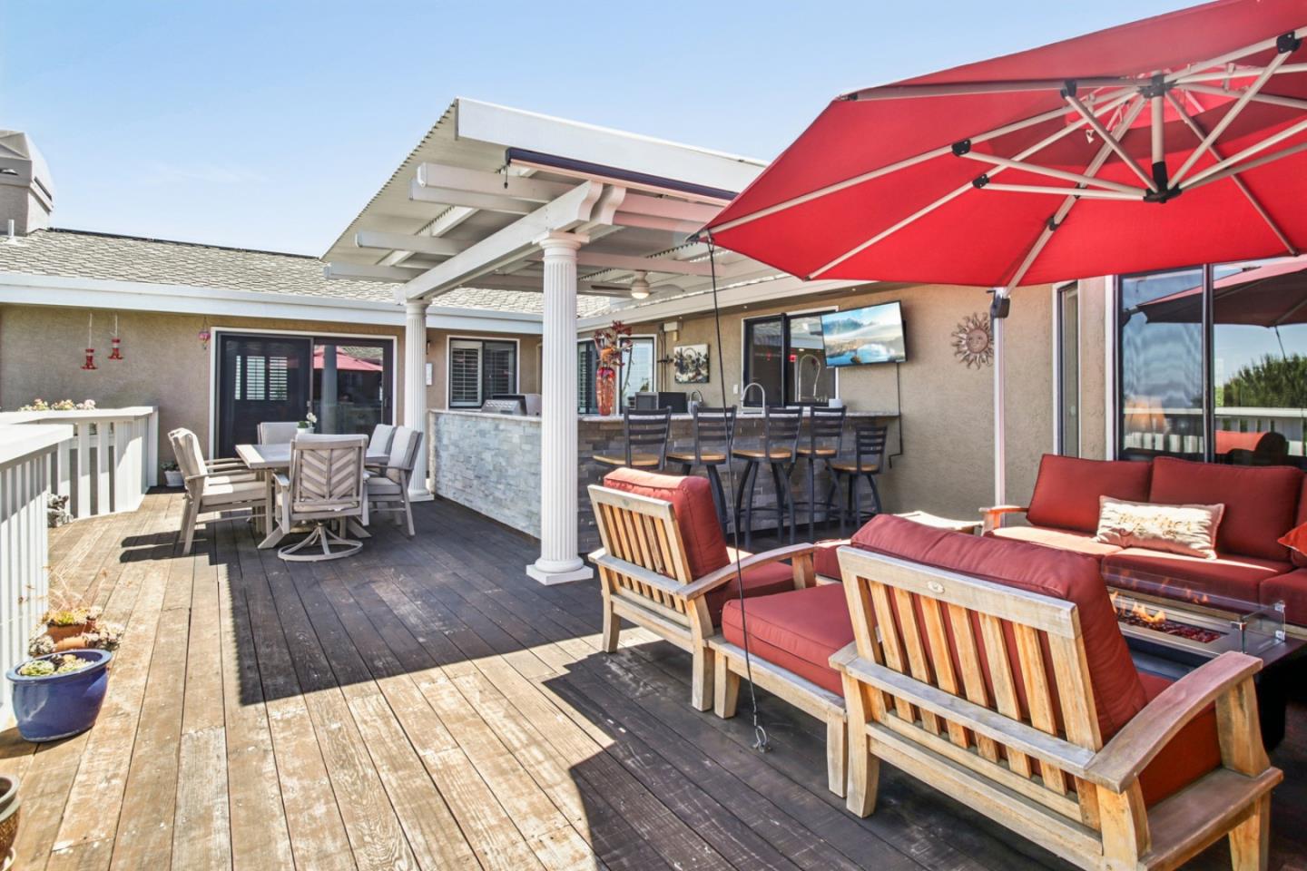 733 Temescal Way