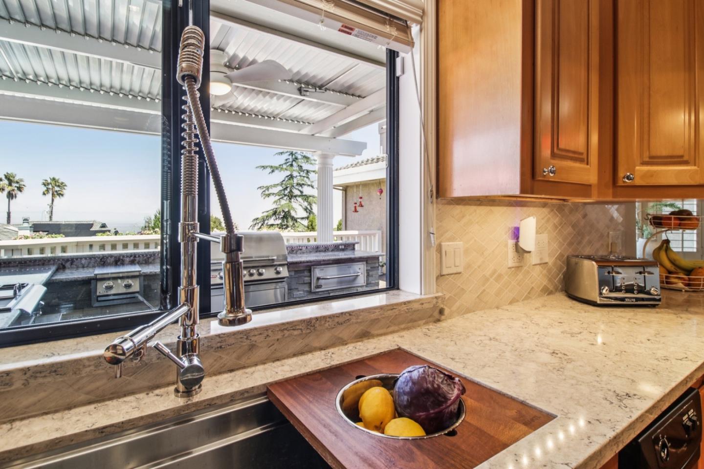 733 Temescal Way