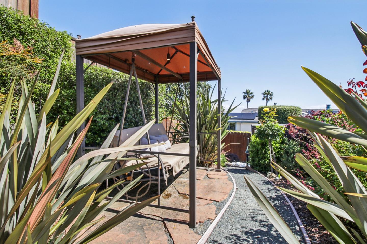 733 Temescal Way