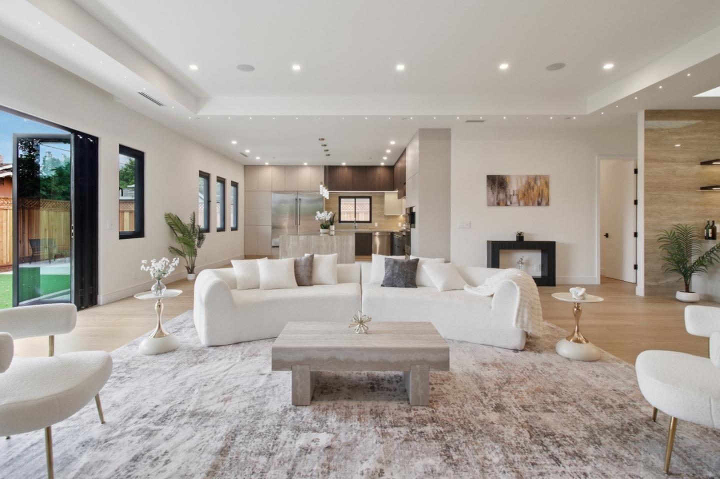 784 South Genevieve Lane