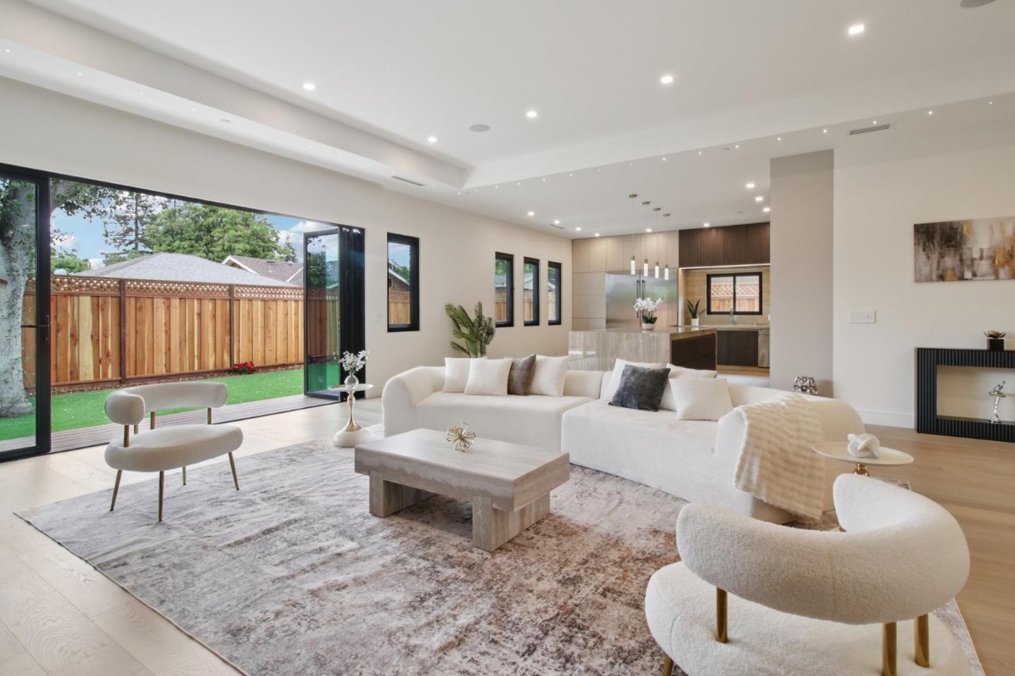 784 South Genevieve Lane