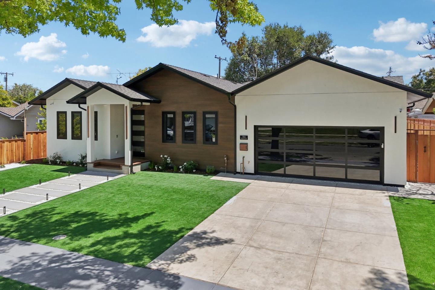784 South Genevieve Lane
