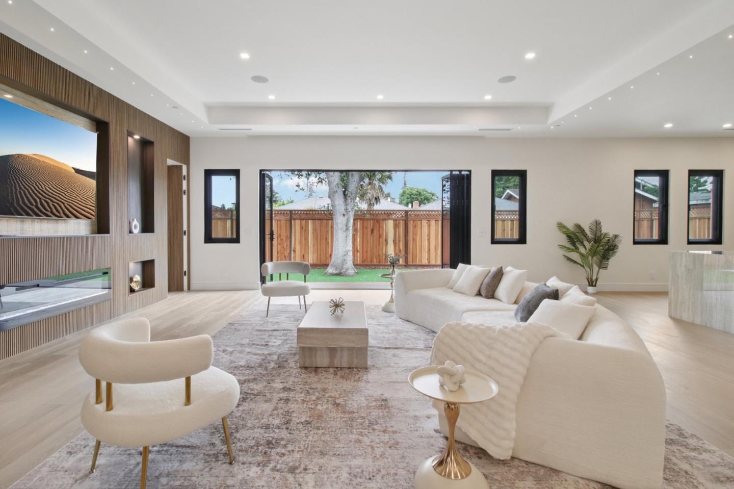 784 South Genevieve Lane