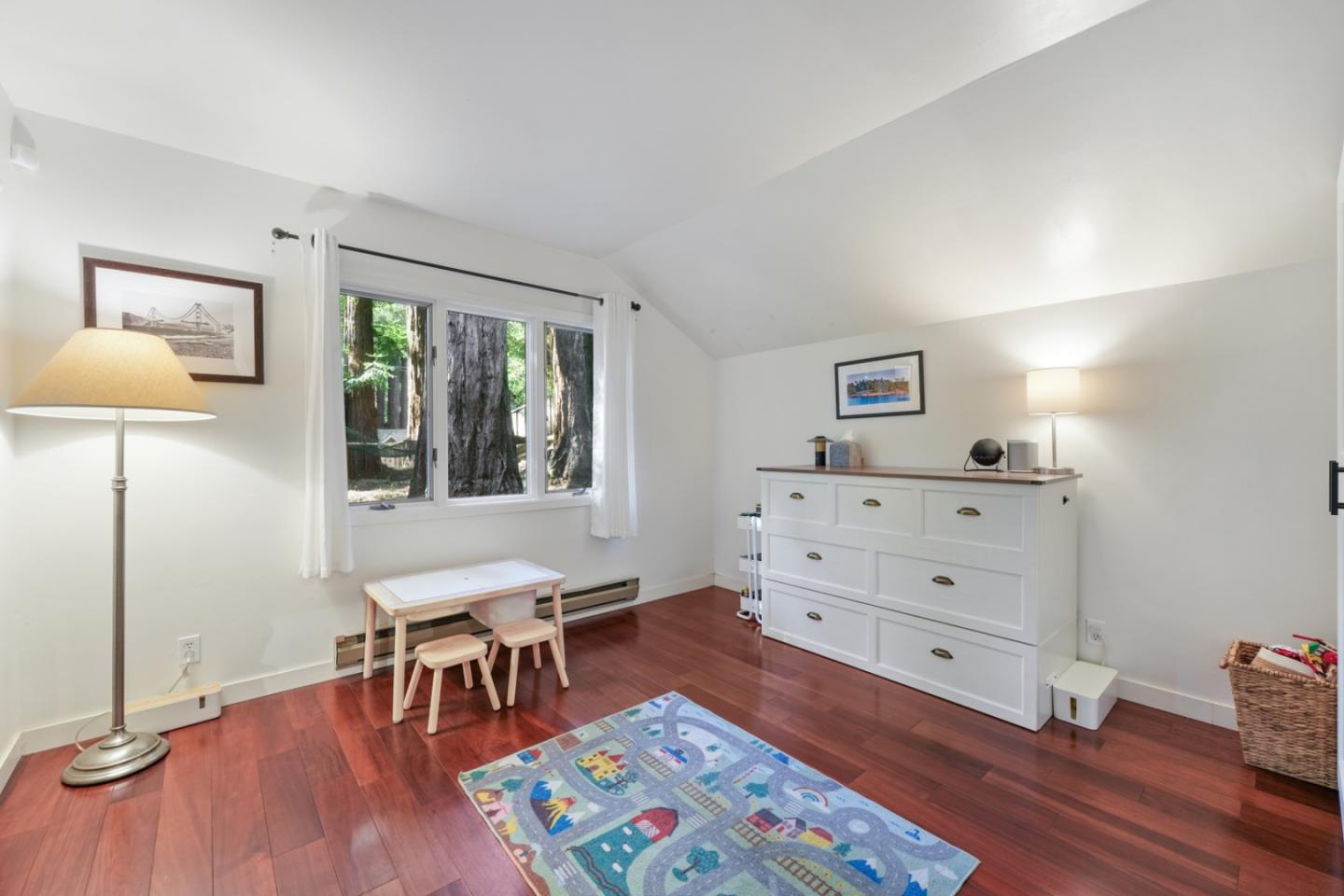 252 Blakewood WAY