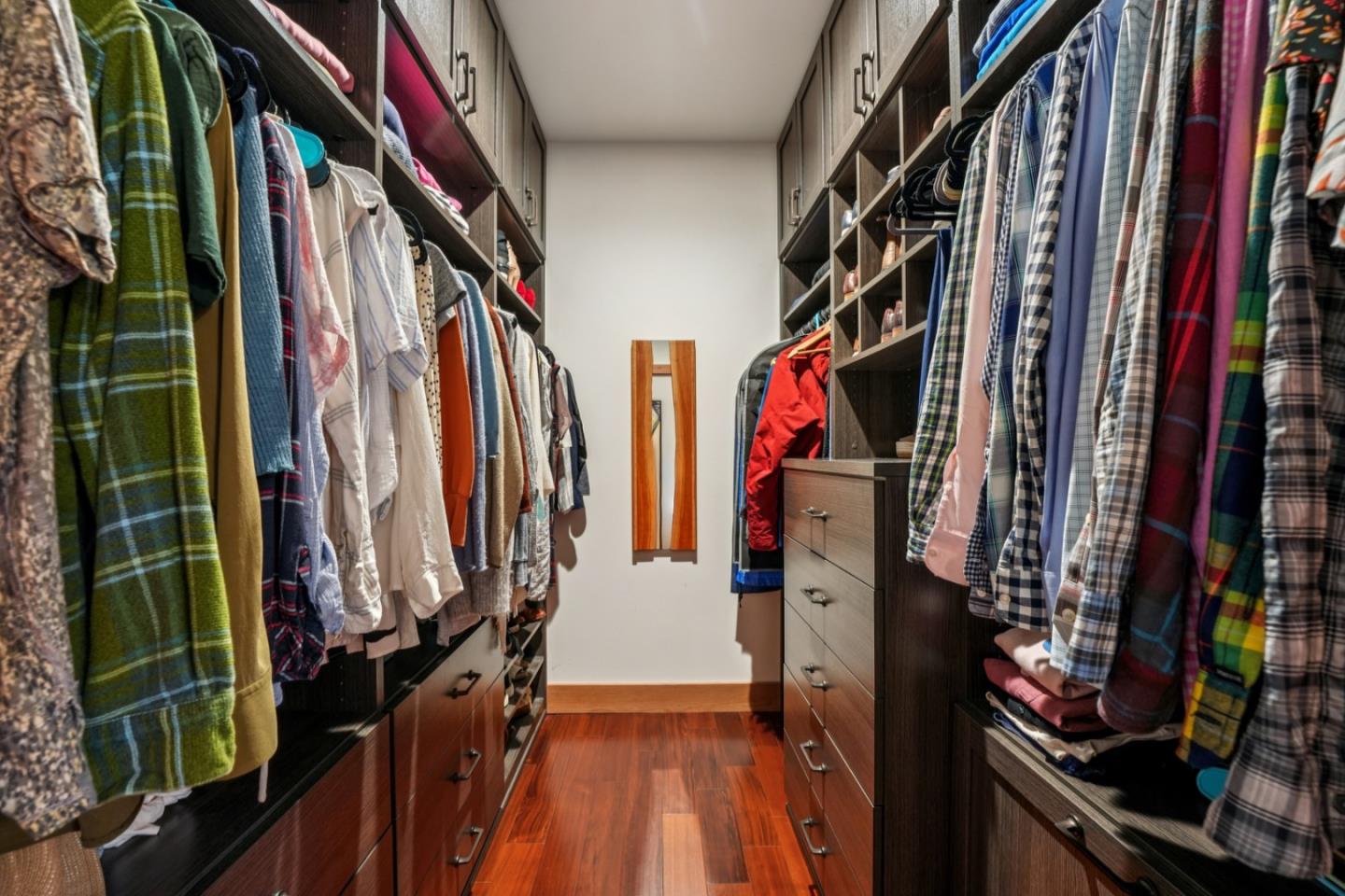 252 Blakewood WAY
