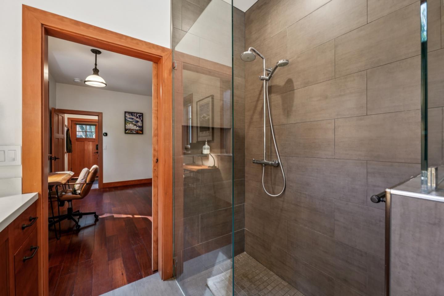 252 Blakewood WAY