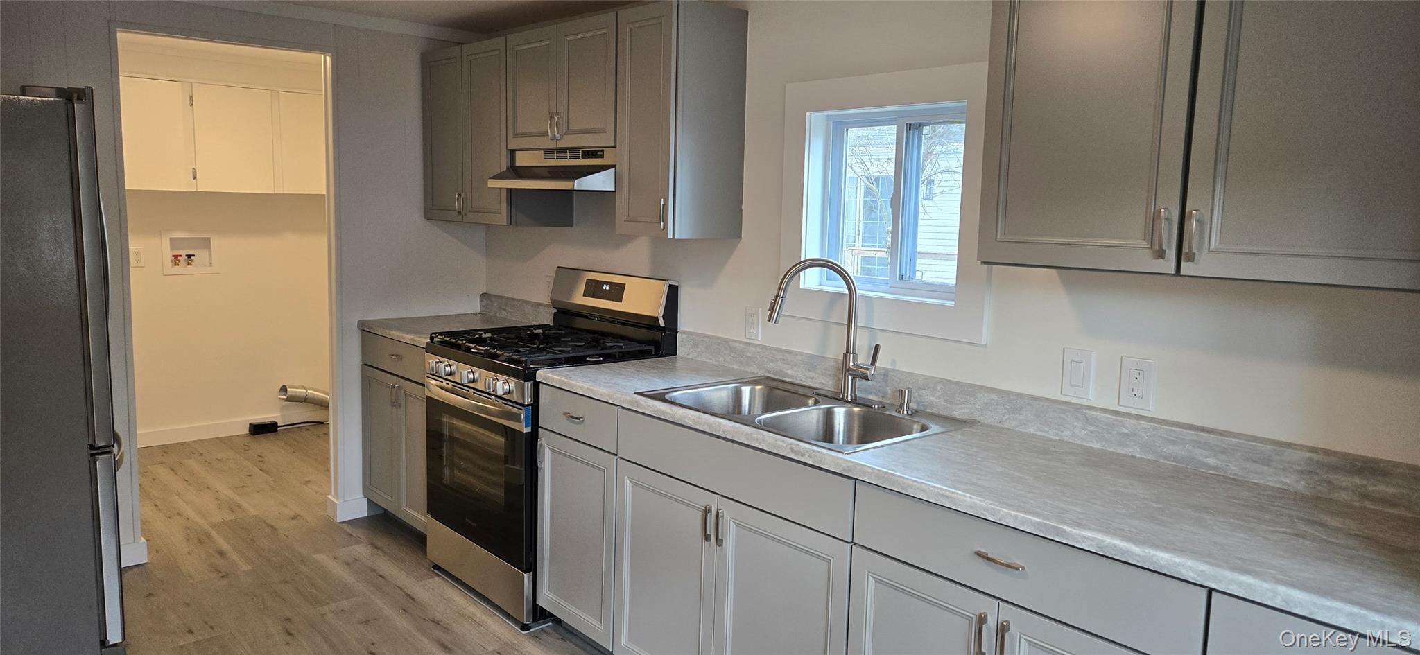 525 Riverleigh Ave Unit 116