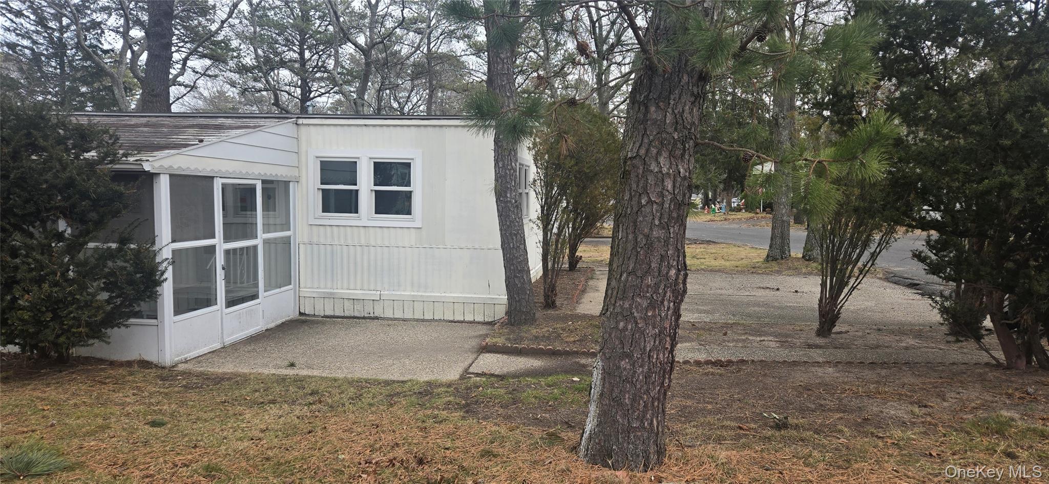 525 Riverleigh Ave Unit 116