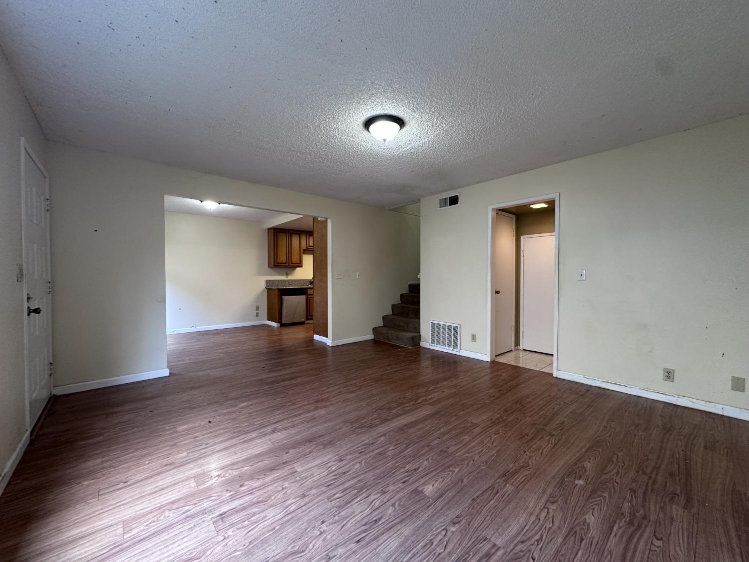 5808 Shadow Creek Drive 2