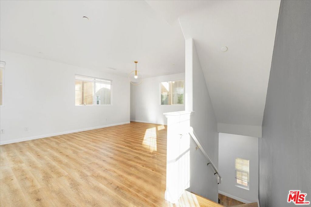 22111 S Main Street 7