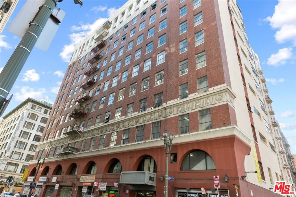 312 W 5Th Street 518