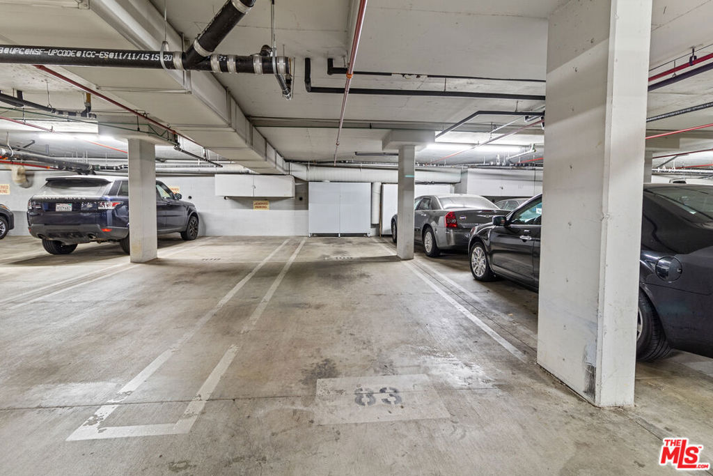 880 W 1st Street 412