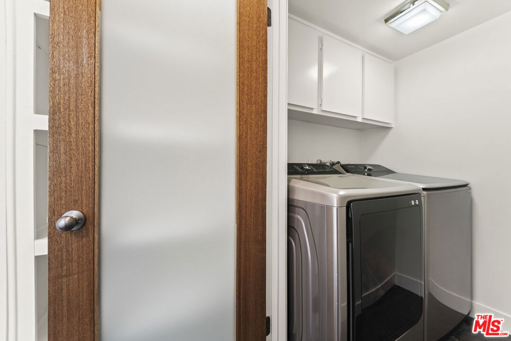 254 S Hobart Boulevard 2