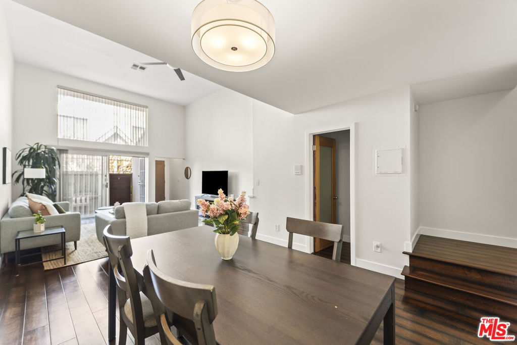 254 S Hobart Boulevard 2