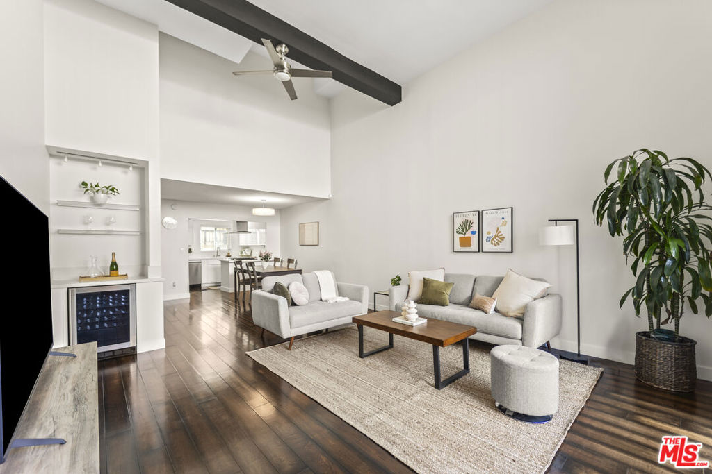 254 S Hobart Boulevard 2